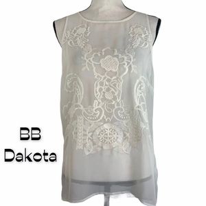 BB Dakota Sheer Cream Color Lacey Tank Cottagecore Size M